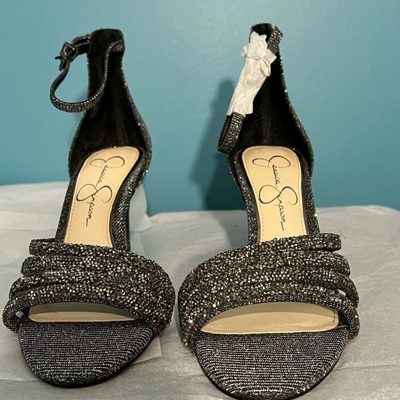 NWOT Jessica Simpson strappy heels size 5.5 - Picture 3 of 3